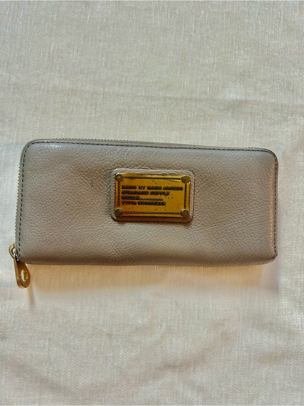 Marc Jacobs classic wallet